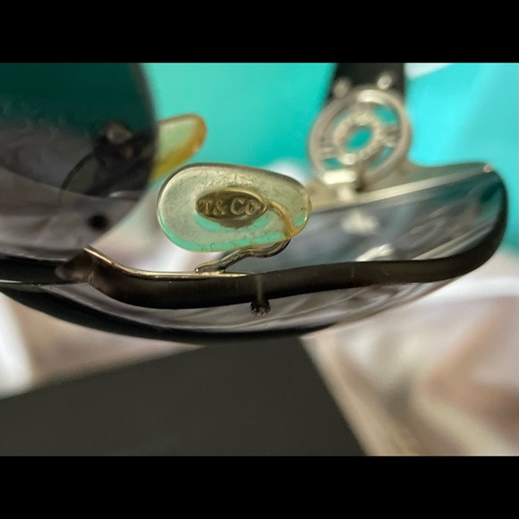 Beautiful Tiffany Sunglasses - Picture 5 of 8